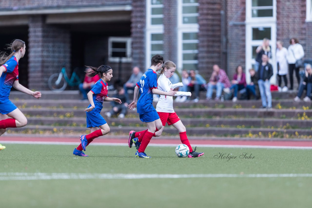 Bild 188 - wCJ Walddoerfer 2 - VfL Pinneberg 2 : Ergebnis: 7:0